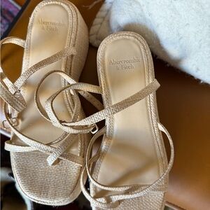 Abercrombie & Fitch Women's Tan Sandals